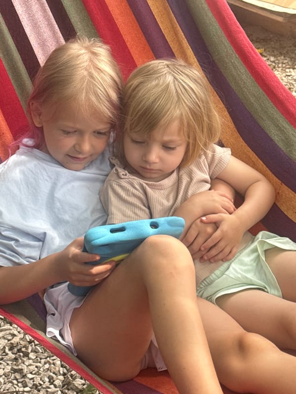 Family waterfront tourism moments captured across seaside destination
