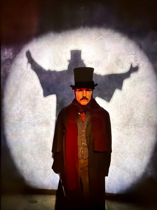 Evening walk captures London's illuminated brick townhouses and alleyways