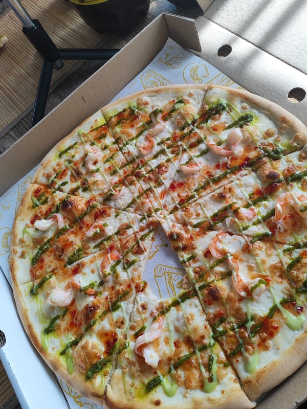 Pizza meal documented by witnesses in Marusino, Russia
