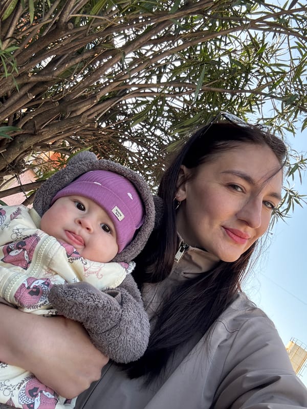 Mother enjoys coffee outing with baby in Sochi