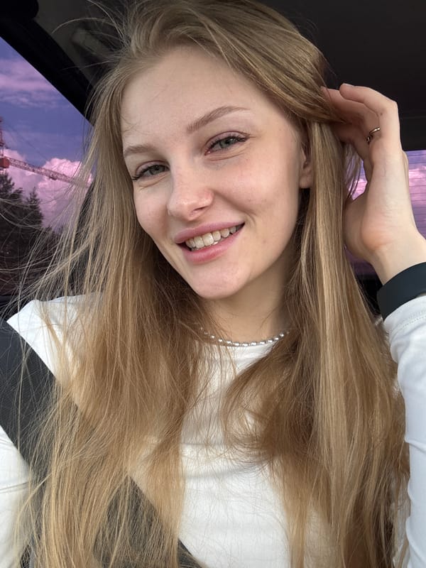 Woman photographed in casual portraits in Perm, Russia
