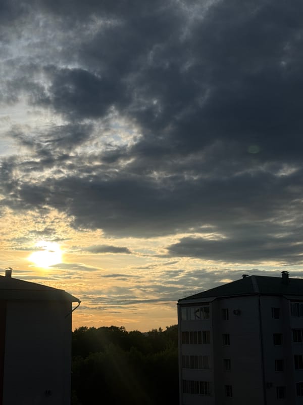 Morning moments: Birobidzhan resident captures hour of ordinary life