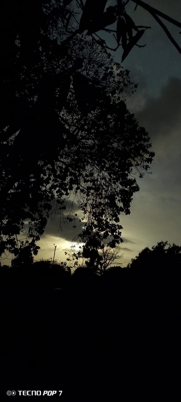 Twilight scenes and domestic moments captured in Altagracia, Venezuela