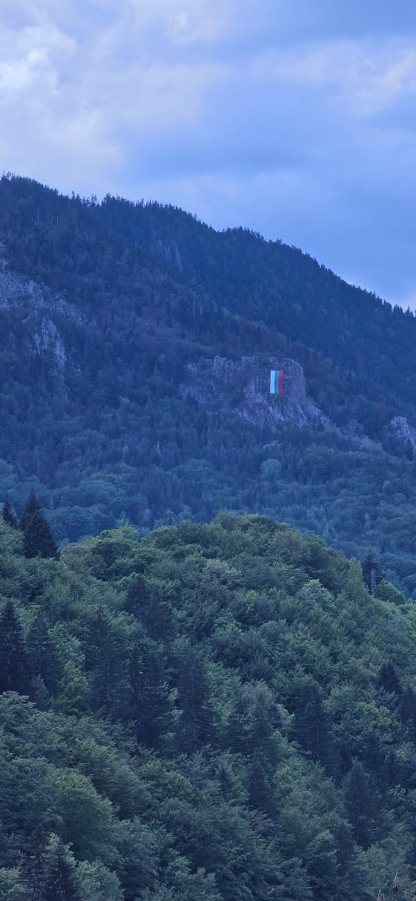 Casual selfies and Hungarian flag spotted in Smolyan, Bulgaria