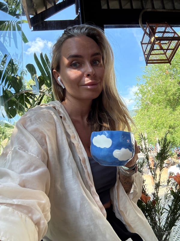 Brunch and coffee at a sunlit Ko Samui café