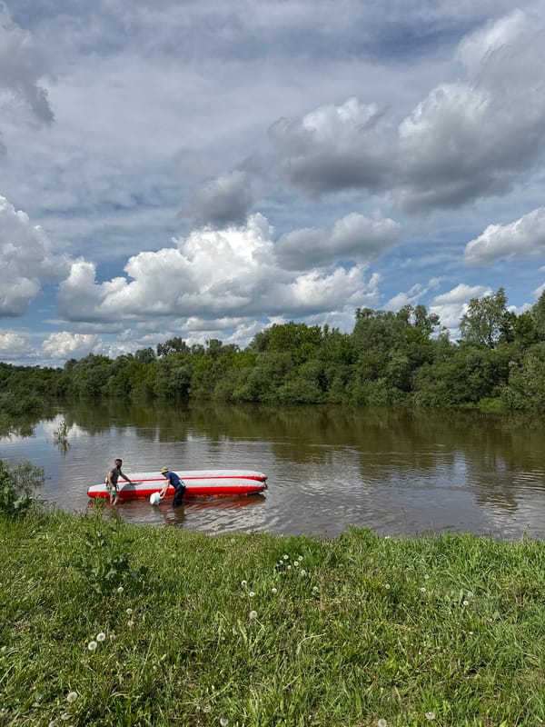 Group prepares for river trip in Nazyar, Russia