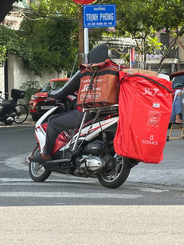 Morning street life documented in Nha Trang Ward, Vietnam