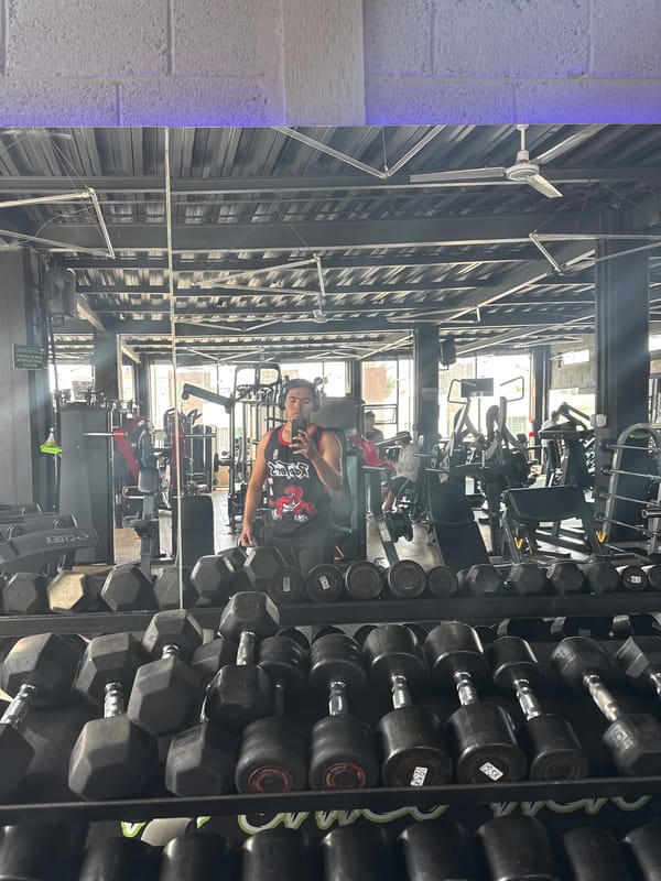 Gym session documented in Puebla fitness center