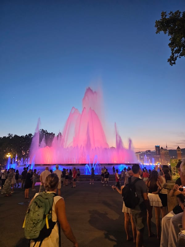 Magic Fountain of Montjuïc light show draws crowds at dusk