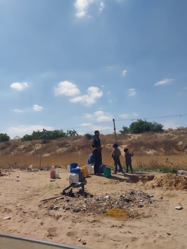 Temporary settlement conditions documented in Deir el-Balah