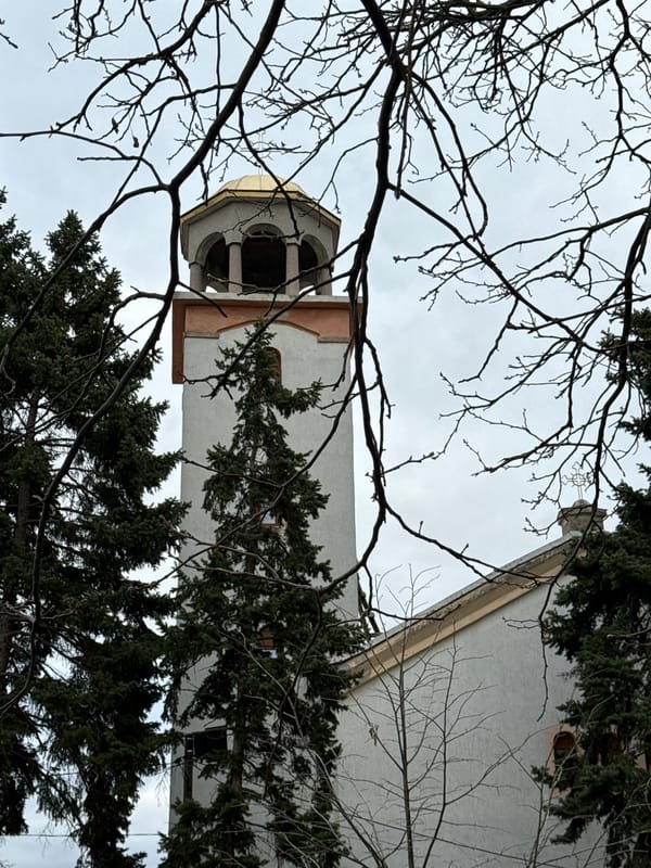 Easter decorations and spring blooms documented in Kubratovo, Bulgaria