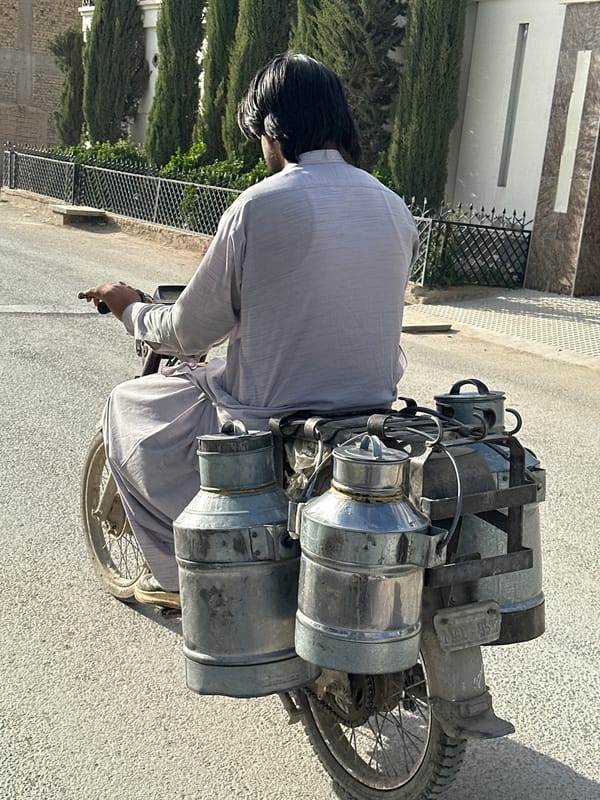 Daily street life documented in Quetta, Pakistan