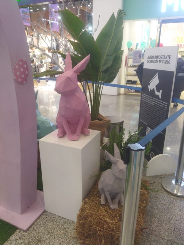 Easter displays, retail shops documented in Quito shopping areas