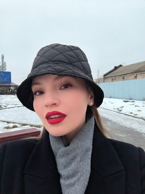 Spring flowers bloom amid winter scenes in Vinnytsia, Ukraine