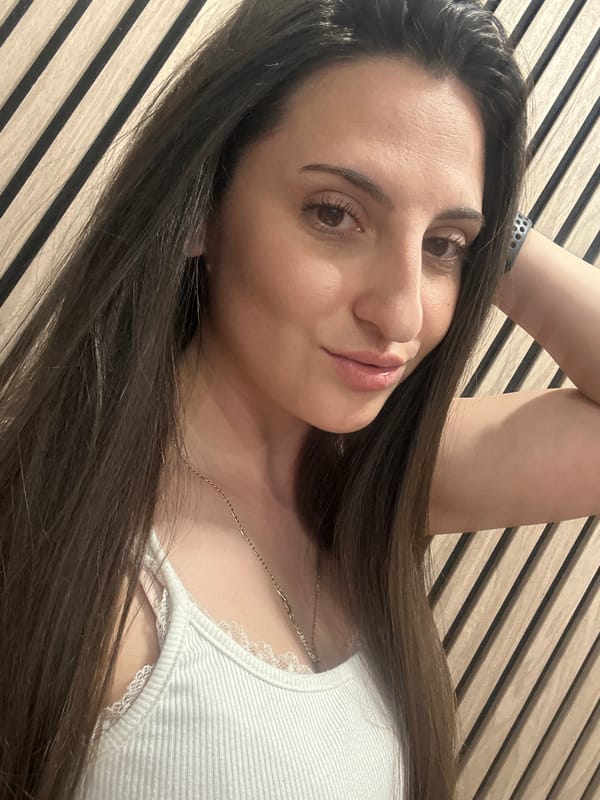 Woman documents casual afternoon with selfies and nature photos