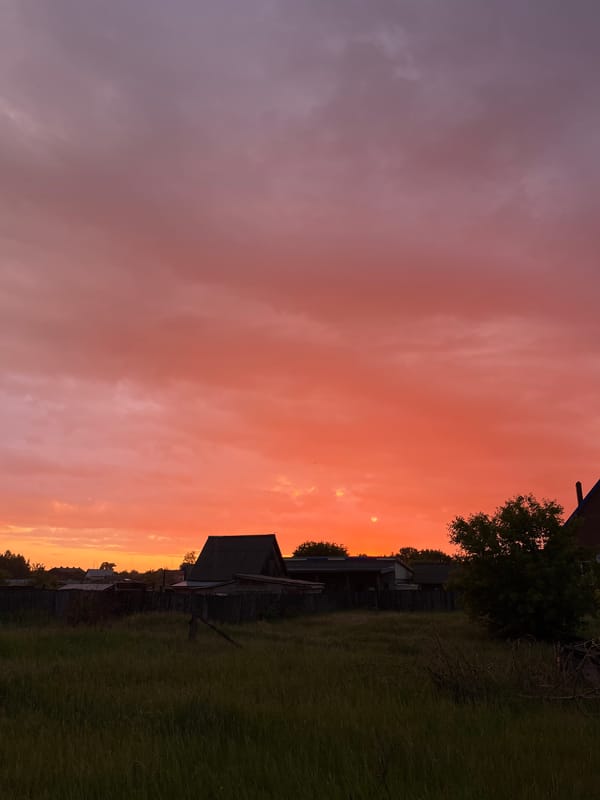 Rural sunset documented in Novocheremshansk, Russia over 23 minutes