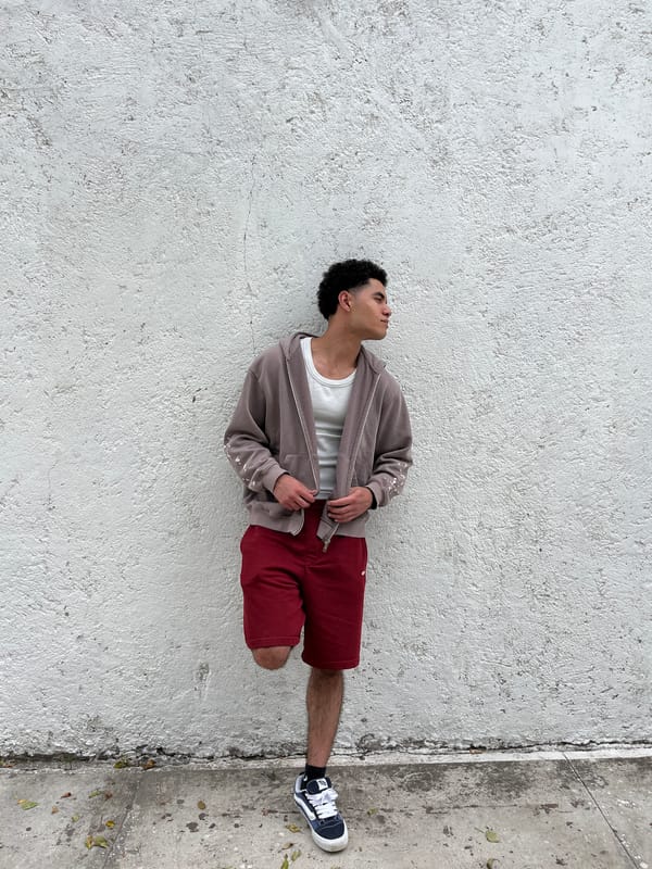 Casual evening moments captured in San Bernardino Tlaxcalancingo