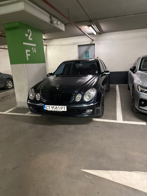 Routine shopping mall activity documented in Stara Zagora, Bulgaria
