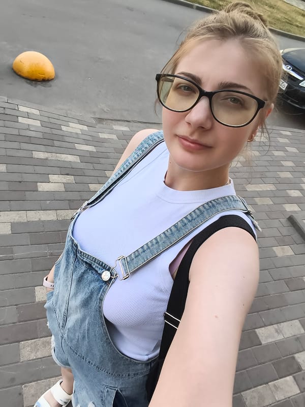 Casual outdoor selfie in Podkletnoe, Russia
