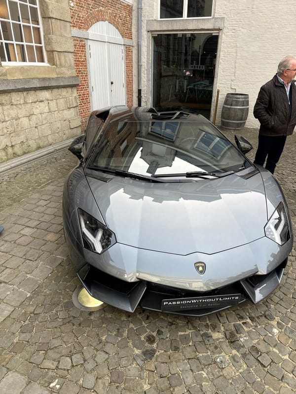 Luxury Lamborghini spotted touring historic Antwerp city center
