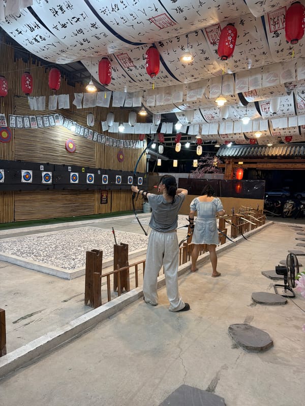 Nighttime archery practice observed in Đà Nẵng, Vietnam