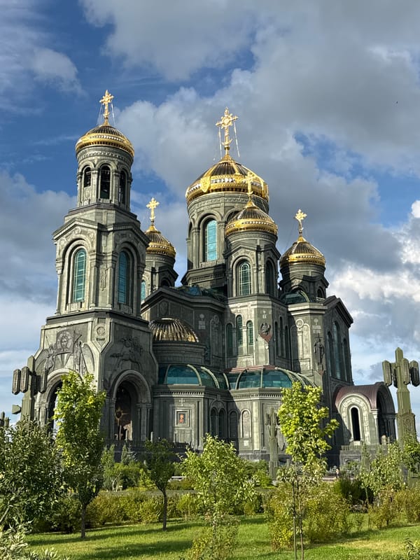 Orthodox church and WWII history museum explored in Zelenaya Roshcha