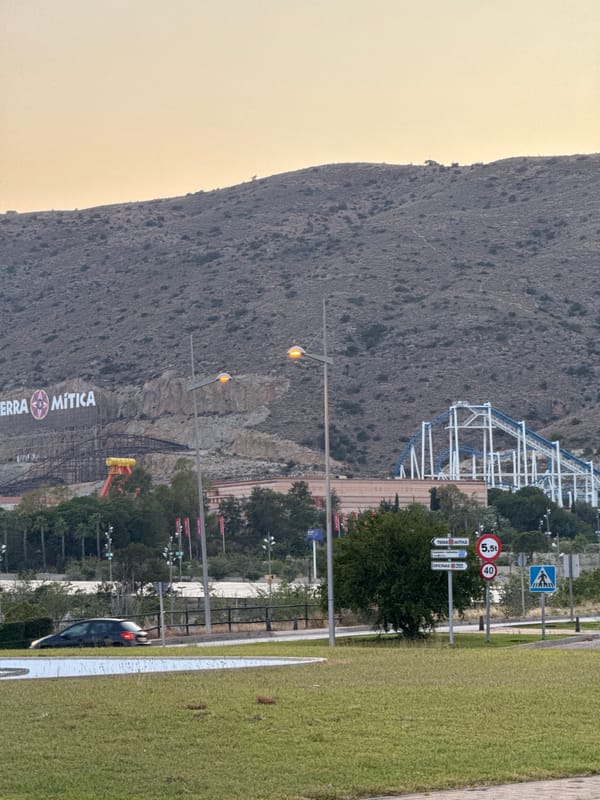 Evening snapshots of Benidorm's parks, courts, and public spaces