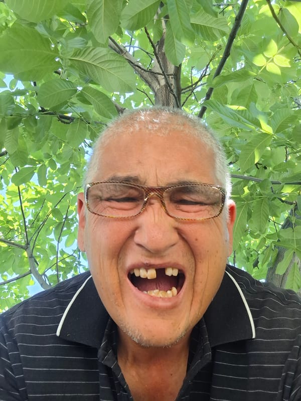 Summer morning in Almaty: vineyard walk, nature close-ups, casual selfies