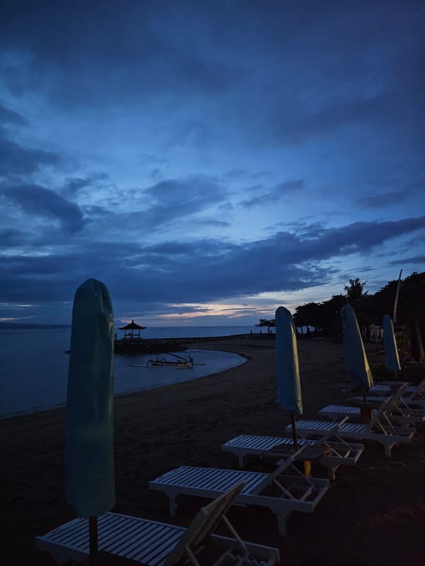 Dusk beach scene documented by witnesses in Denpasar, Indonesia