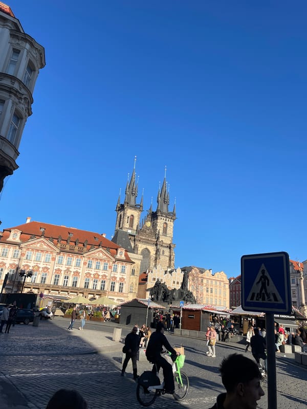 Clear skies over Prague's historic Týn Church captured