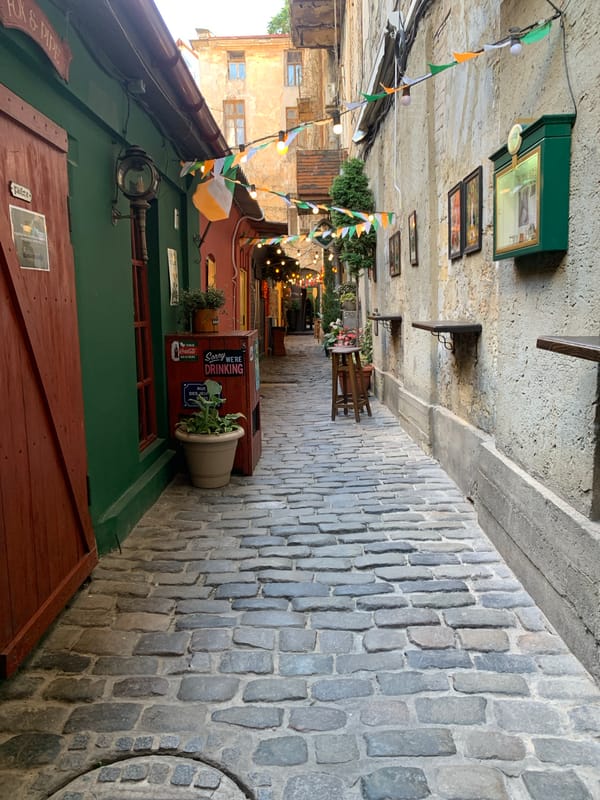 Afternoon stroll through Odesa's alleys, art markets, and fountains