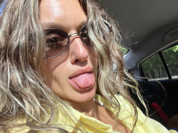 Cheeky driver's seat selfie in Choeng Thale