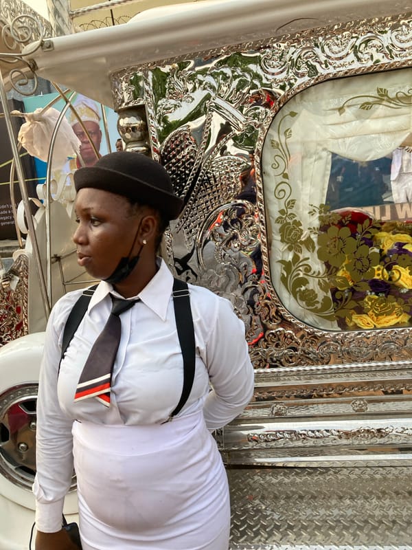 Ornate funeral hearse spotted in Nnenu, Nigeria