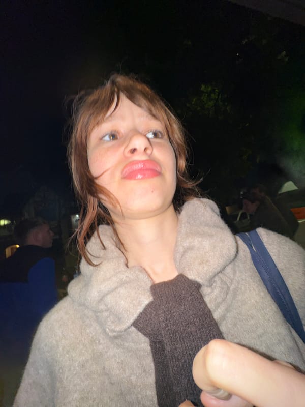 Three people photographed across Buenos Aires in one minute