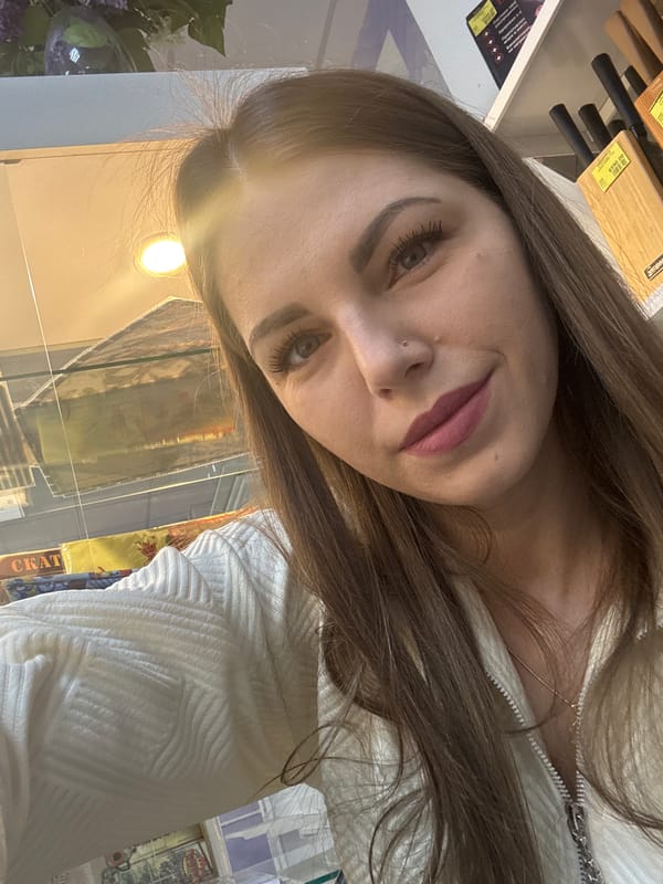 Woman takes morning selfies at multiple locations in Klin