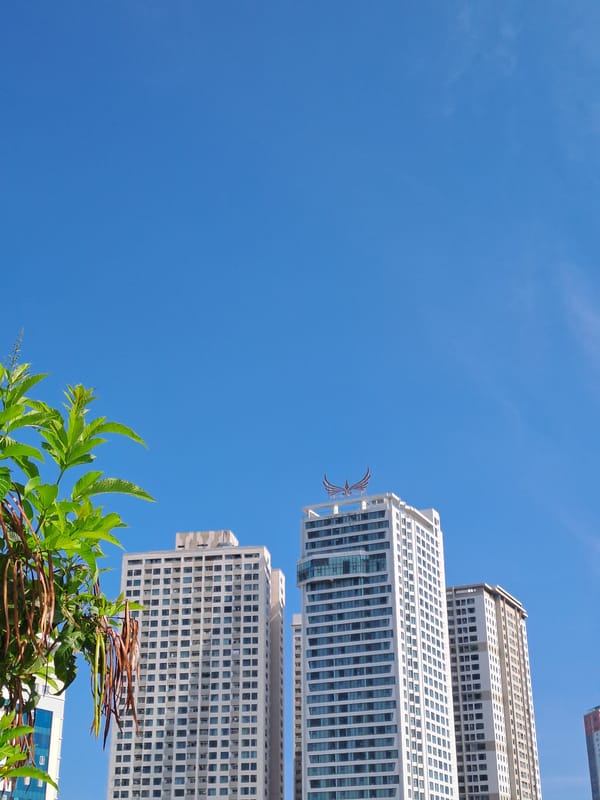 Morning street life and construction activity in Nha Trang
