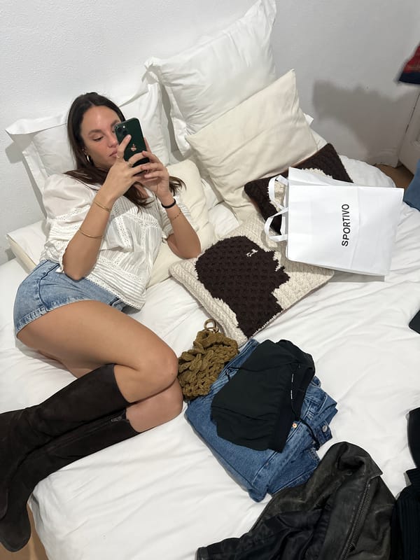 Woman takes elevator selfie in Madrid