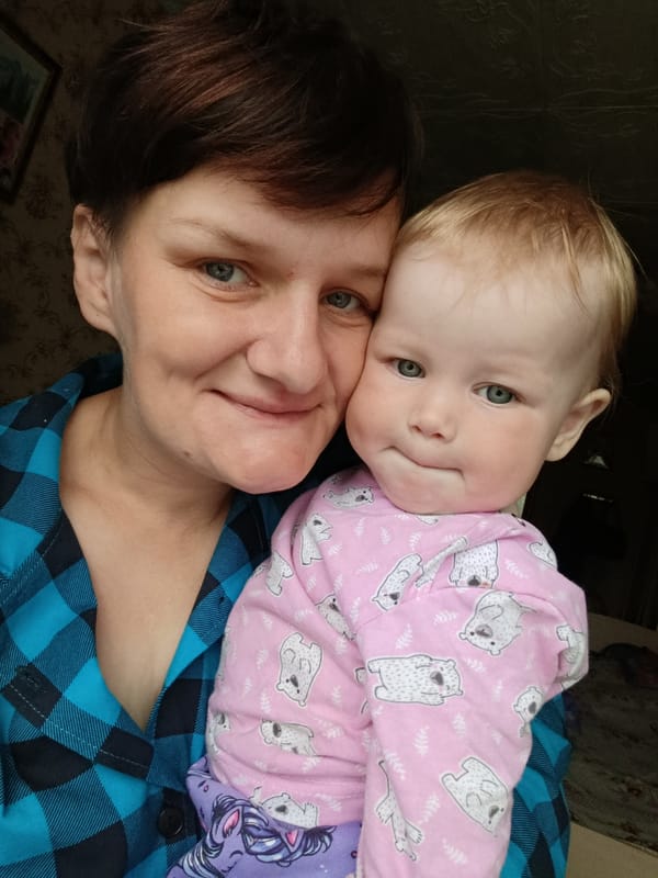 Casual home selfies with a baby, Фоки, Russia