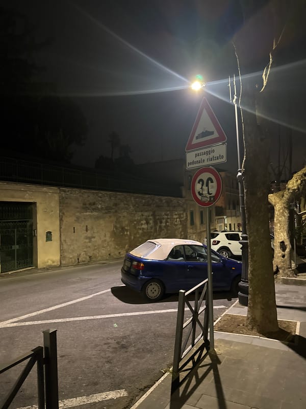 Evening street scenes documented in Italian town
