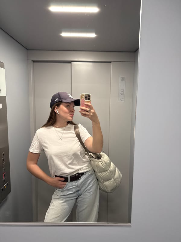 Woman documents morning routine with selfies and breakfast in Belgrade