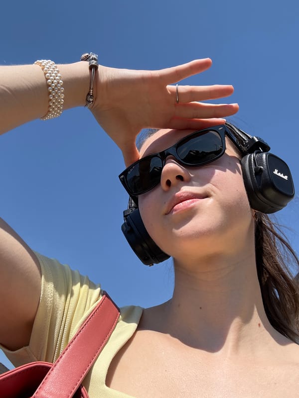 Summer morning in Wörth am Main: jewelry browsing and sunny selfies