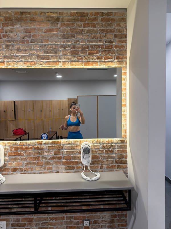 Woman takes gym selfie in Sofia locker room