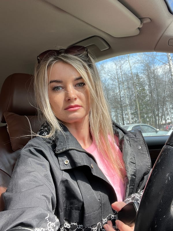 Ordinary moments captured across Chaikovsky, Russia Friday morning