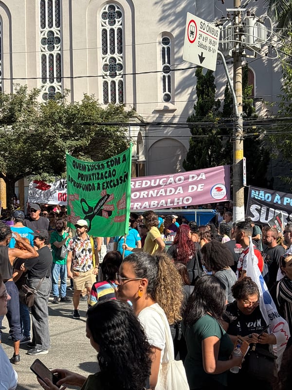 Labor demonstration draws crowds in São Paulo streets