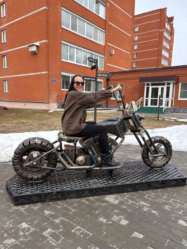 Daily scenes captured around Chaikovsky, Russia including public art