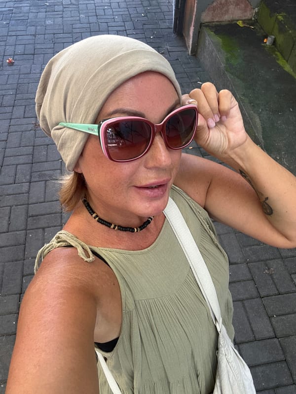 Morning street scenes and portrait moments captured in Kuta