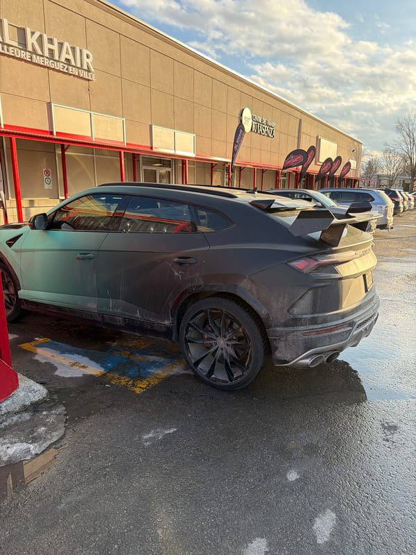 Modified Lamborghini Urus spotted outside AL KHAIR building