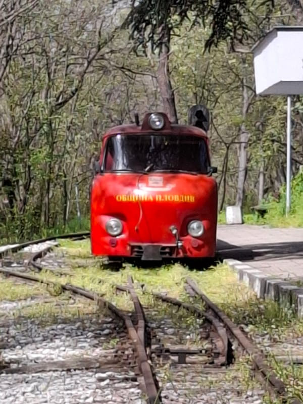 Morning scenes captured in Plovdiv: miniature train, flowers, trails