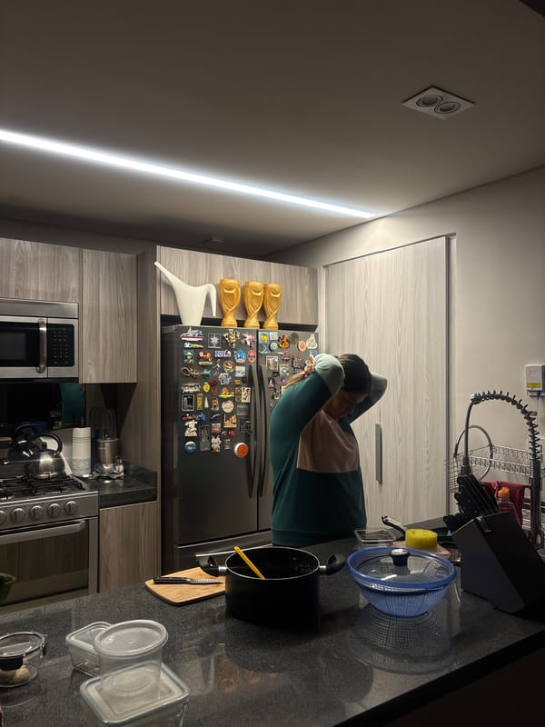 Late-night indoor scenes documented in Mexican residential spaces