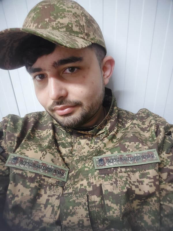 Ukrainian National Guard member photographed in Huliaihorodok